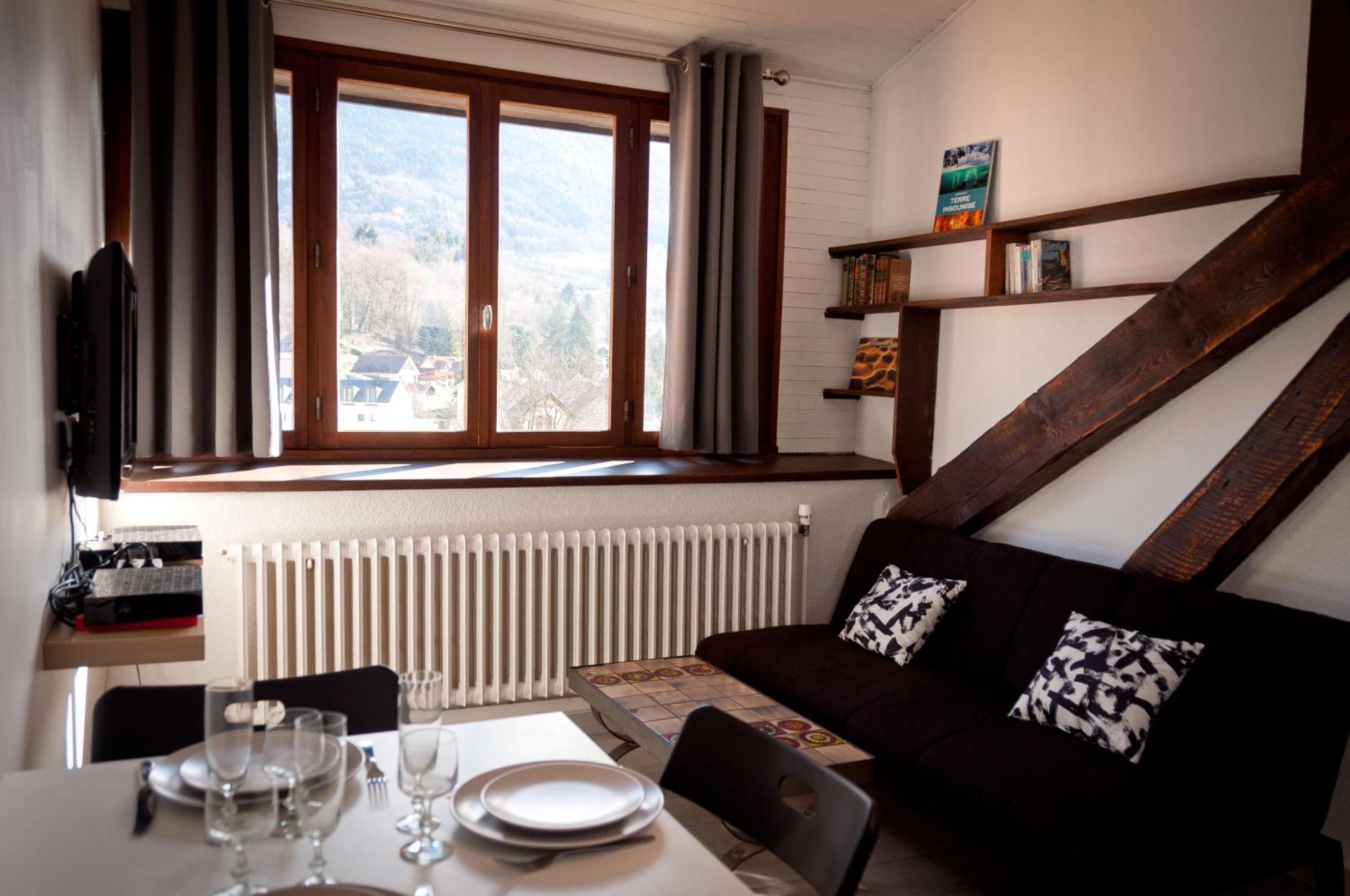 Vaulnaveys-le-Haut Le T2 Douillet D'Uriage - Residence Le Louvre - Cure Thermale Uriage- Proche Chamrousse - Jusqu'A 3 Personnes - Region Agreable En Toute Saison מראה חיצוני תמונה
